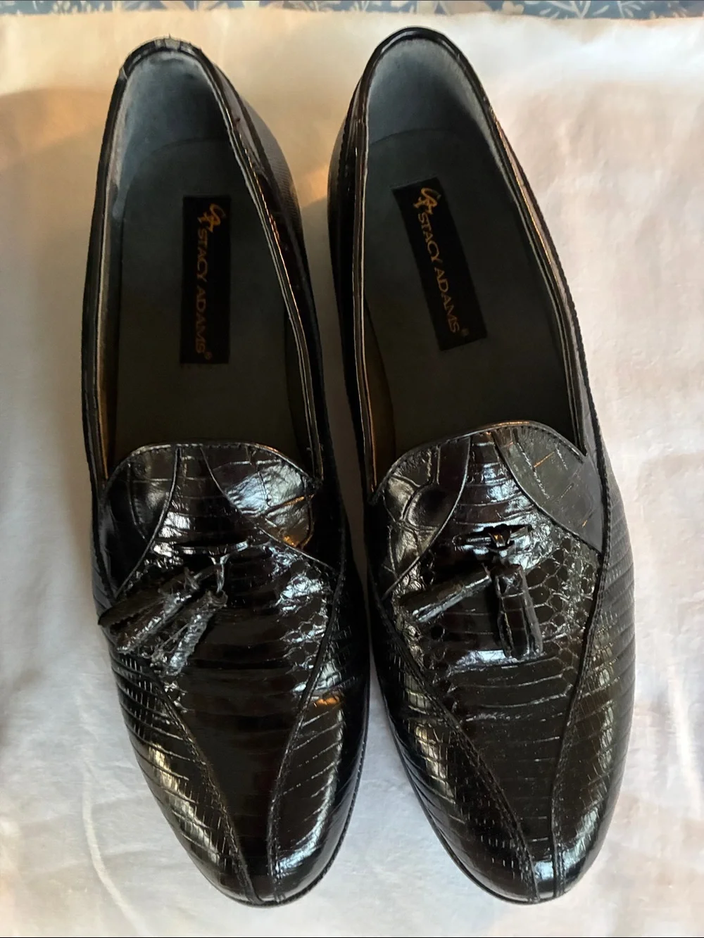Stacy Adams Black Croc-Embossed Tassel Loafers